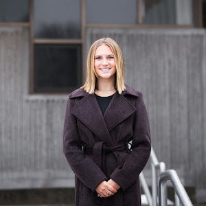 Meet your Posher, Jenny